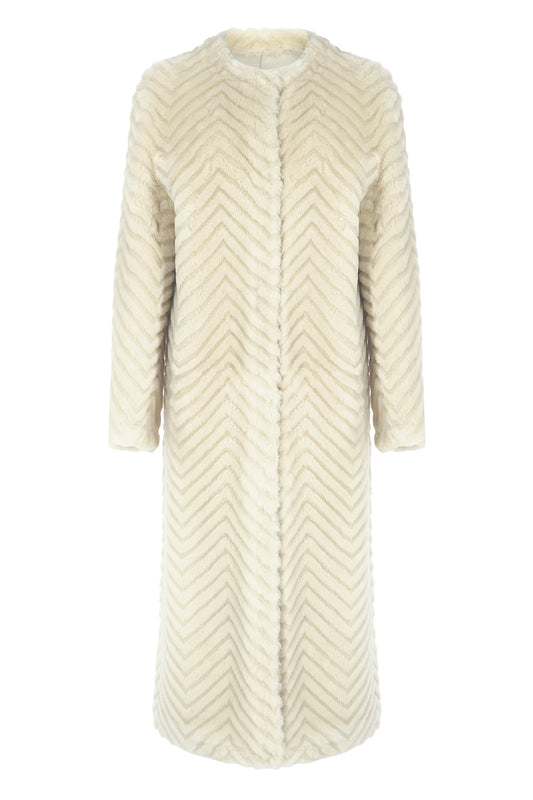 LaserCut Shearling Coat LOOK 01 - Camille Charrière x Zeynep Arçay Collection