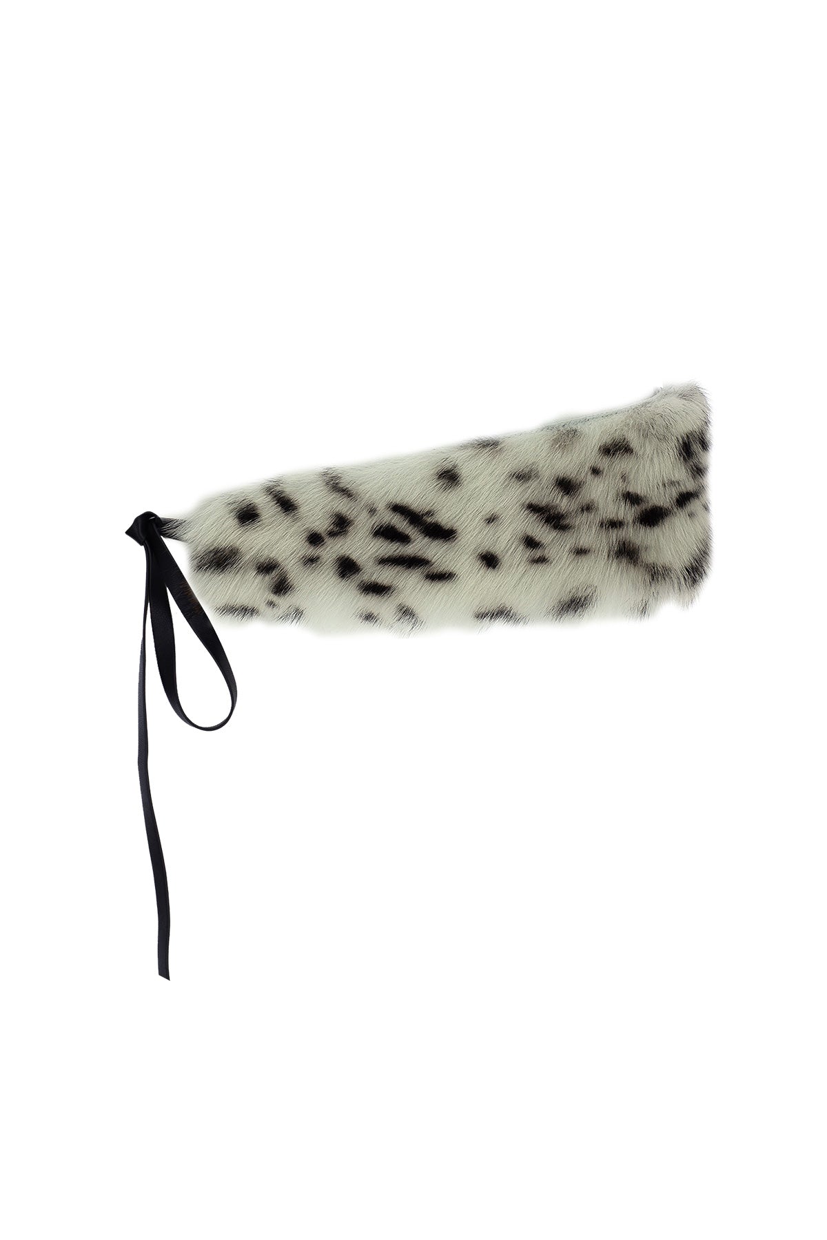 Dalmatian Shearling Belt LOOK 04 - Camille Charrière x Zeynep Arçay Collection