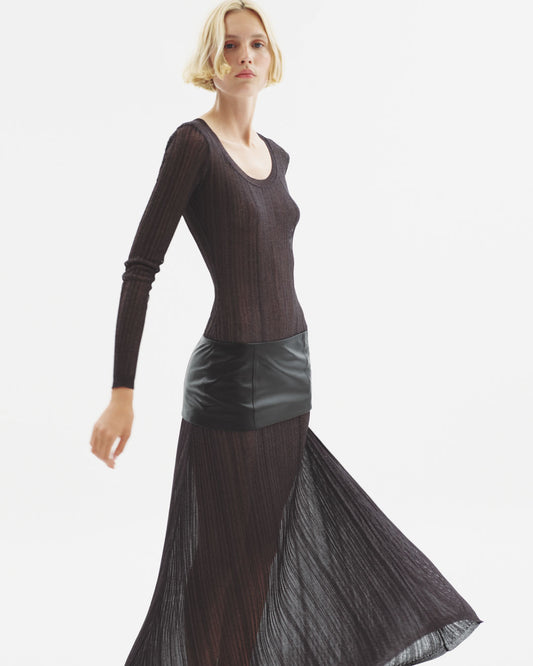 Zeynep Arcay Resort 2025 Look 13
